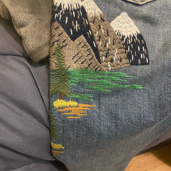 Jeans - Picture 7 of 8